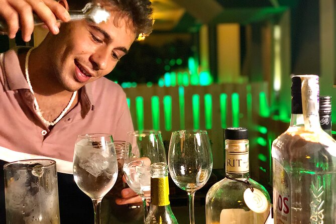 1-Hour Gin Tonics Guided Workshop with special view in Madrid - Who will enjoy this Madrid tasting most?