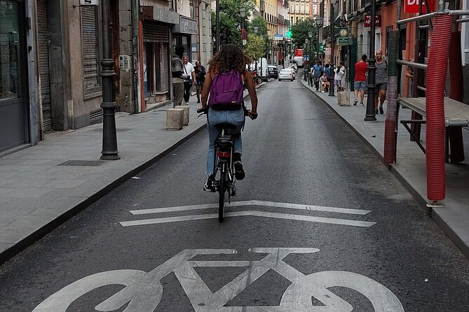 3-Hour Private Tour of Madrid by Bike - Neptuno and the return to Atocha