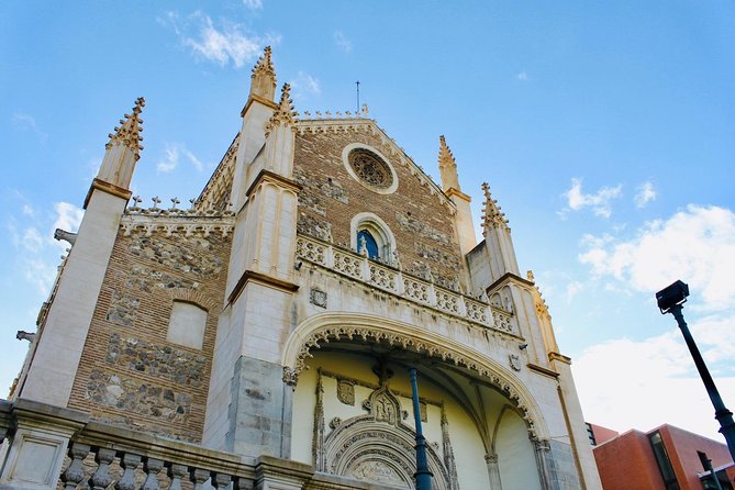 3h Prado Museum Private Tour Skip the Line & Hotel Pick-up - Entering the Prado without wasting the morning