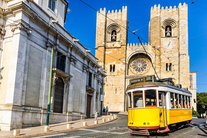 6 Day Portugal Tour including Lisbon and Fatima from Madrid - What this six-day Portugal trip really offers