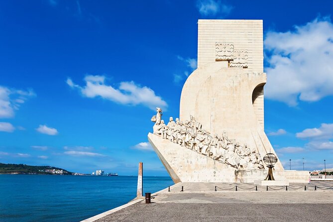 6 Day Portugal Tour including Lisbon and Fatima from Madrid - Hotels, meals, and what is included