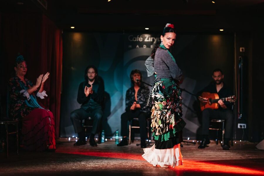 "Algarabía": Flamenco Show at Café Ziryab. Madrid - What happens during the 50-minute show