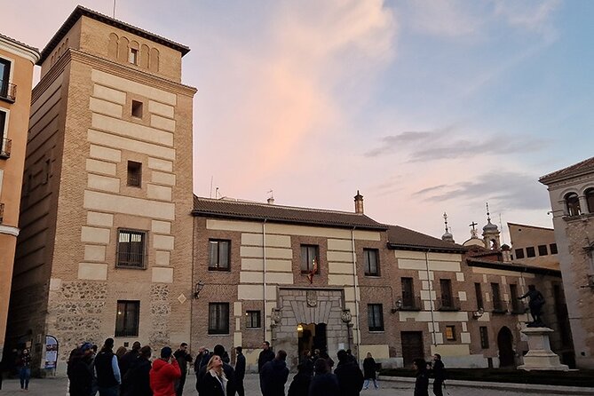 Andalusian Urban Escape - Madrid’s Islamic past, told through a street game