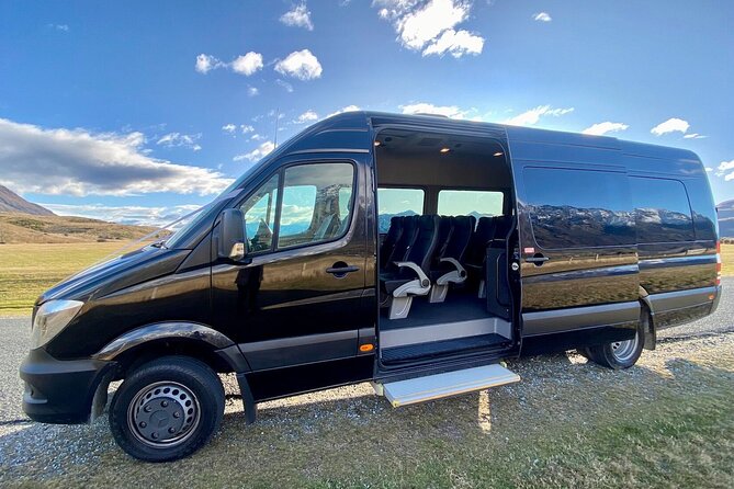Arrival Private Transfer from MAD Airport to Madrid in a Minibus - The real value for families and larger groups