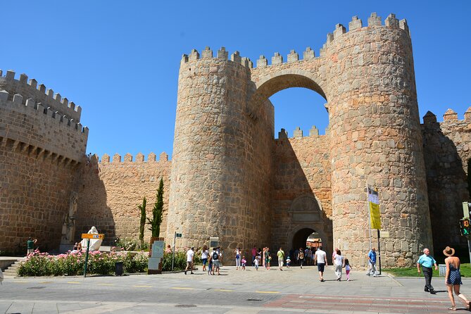 Avila and Segovia private day trip with hotel pick up from Madrid - Entering the Alcázar of Segovia