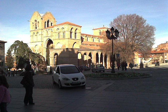 Ávila Walking Tour - Starting at Ávila’s San Vicente Gate