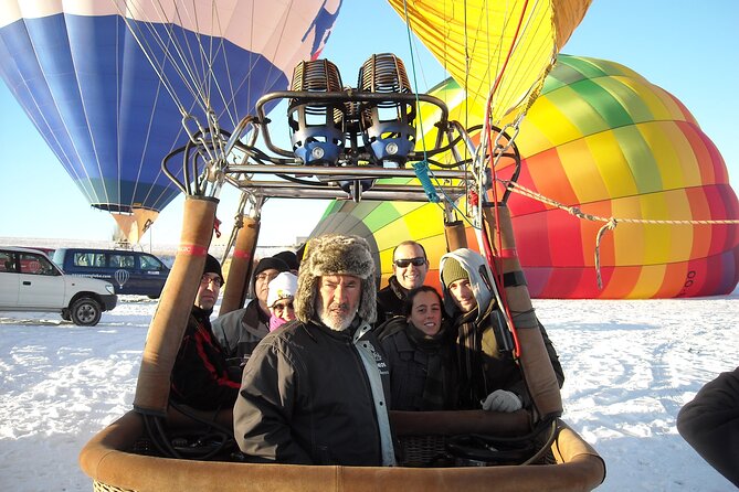 Balloon Ride Over Segovia or Toledo with Optional Transport from Madrid - Group size, guide attention, and the flight atmosphere