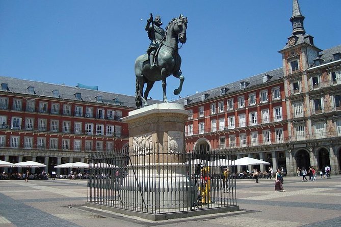 Best Madrid Customizable Private Tour with Hotel Pick up - The guides are the heart of the experience