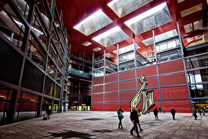 Culture Unveiled: Reina Sofía Guided Tour - What the guides add, and where the experience can vary