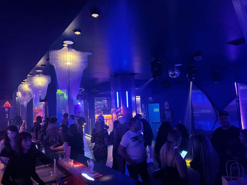 Disco night at Samsara, calle de la Cruz, 7, Madrid - What the $18 admission covers