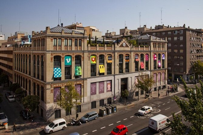 Drinks & Bites in Madrid Private Tour - Tapas bars, wine, and the value of a private host
