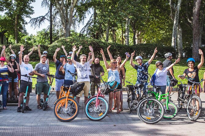 EBike Tour Madrid Río Park and Casa de Campo insights Small group - Palace views, Sabatini Gardens, and San Vicente Gate