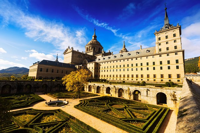 El Escorial and Valley of the Fallen Private Tour - Add a little time for San Lorenzo de El Escorial