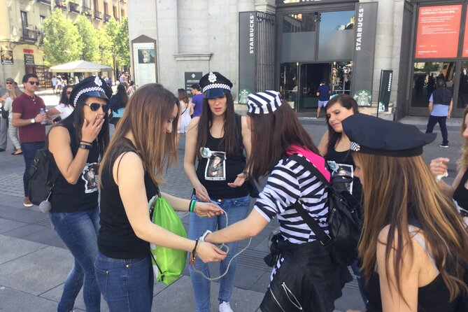 Escape game Madrid, chase the killer - A murder mystery that uses Madrid as its game board