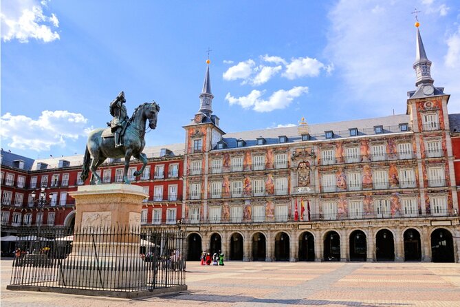 Escape the Inquisition in Madrid Exploration Game - Key points to know before you book