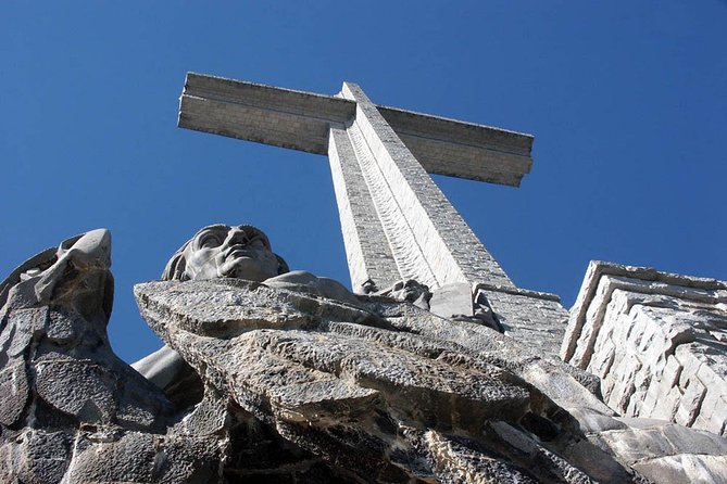 Escorial & Valley and Segovia from Madrid - El Escorial: Felipe II’s royal machine