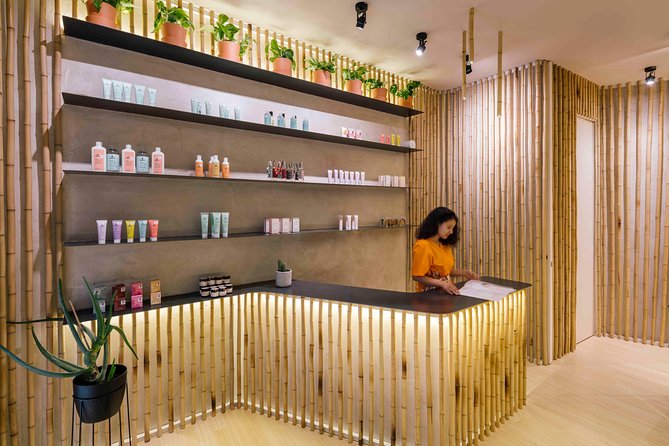 Eternal Youth Facial Treatment - The Japanese lifting massage and neck work