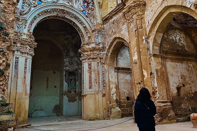 Explore the Stone Monastery and discover Sigüenza from Madrid - What kind of day suits this experience?