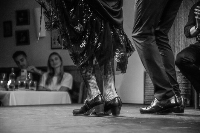 Flamenco Show at the Tablao de la Villa Madrid - What happens at Tablao de la Villa
