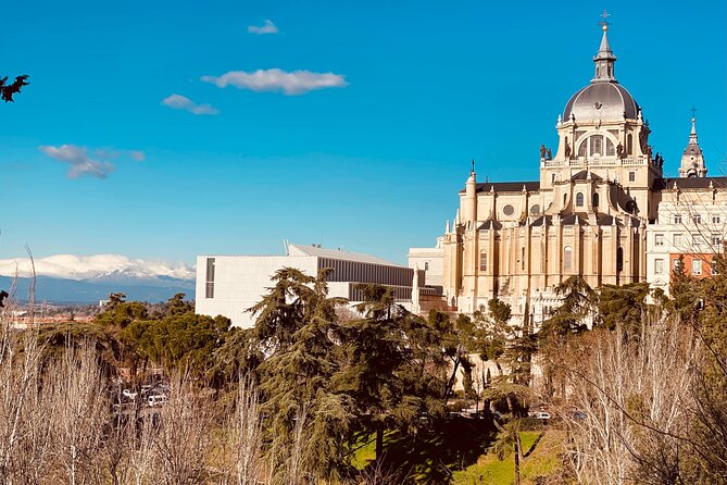Flamenco show & tasting Tapas with panoramic views in Madrid - Starting beside Madrid’s medieval walls