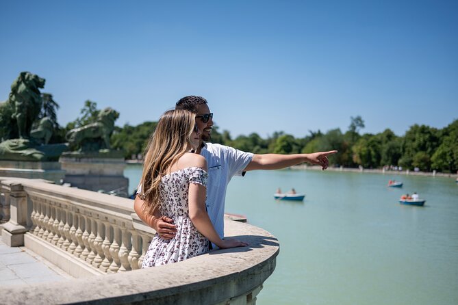 Flying dress photoshoot in Madrid - Why El Retiro works so well for a flying dress session