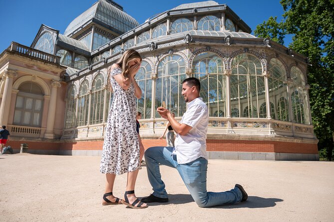 Flying dress photoshoot in Madrid - Meeting Susanna and Yago at The Walt Madrid