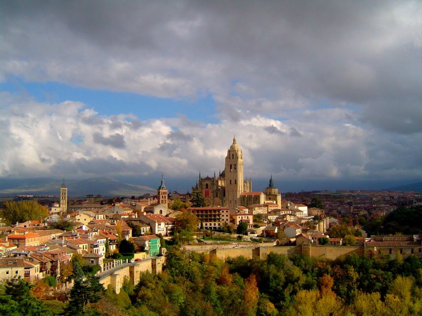 From Madrid: Ávila and Segovia Guided Day Trip - Key points to know before booking
