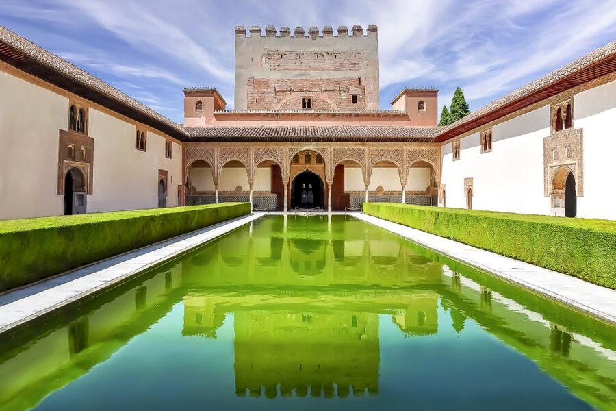 From Madrid: Discover the Best of Andalusia, 4 Nights - Day 2: Seville Cathedral, Santa Cruz, and free time