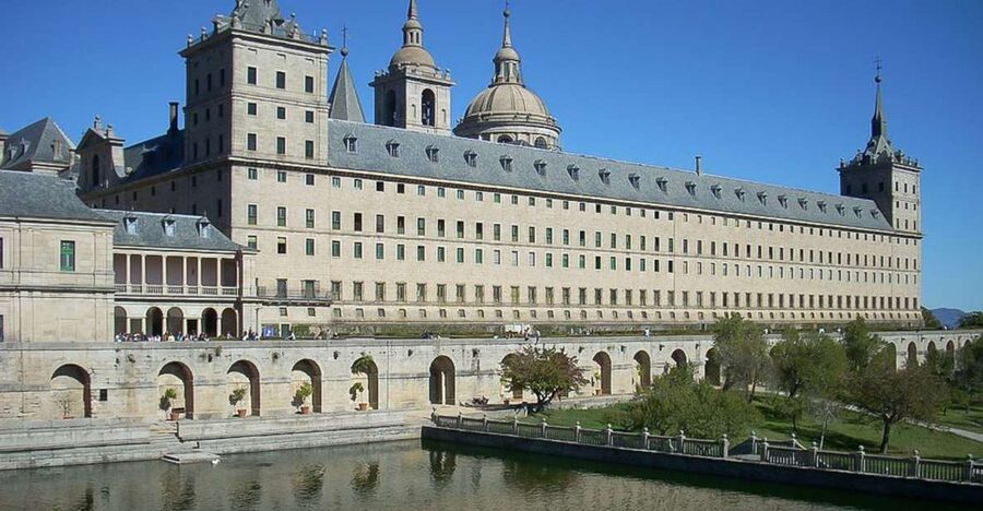 From Madrid: Escorial Monastery & Valley of the Fallen Trip - El Escorial: a royal complex built for order