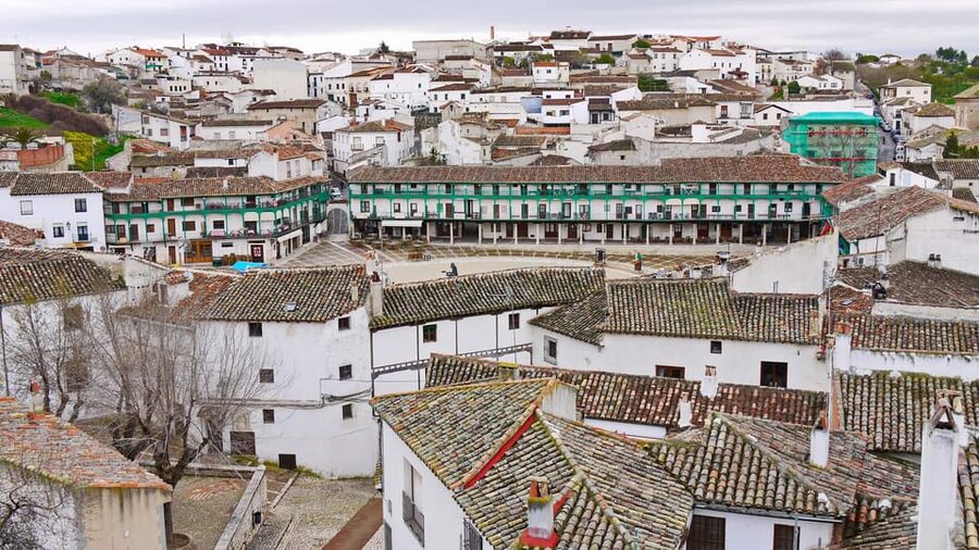 From Madrid: Guided Day Trip to Chinchon, Aranjuez & Toledo - One day, three very different faces of Spain