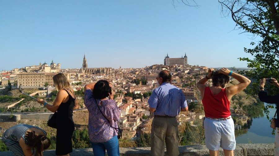 From Madrid: Guided Day Trip to Segovia and Toledo - Why Segovia is the right first stop