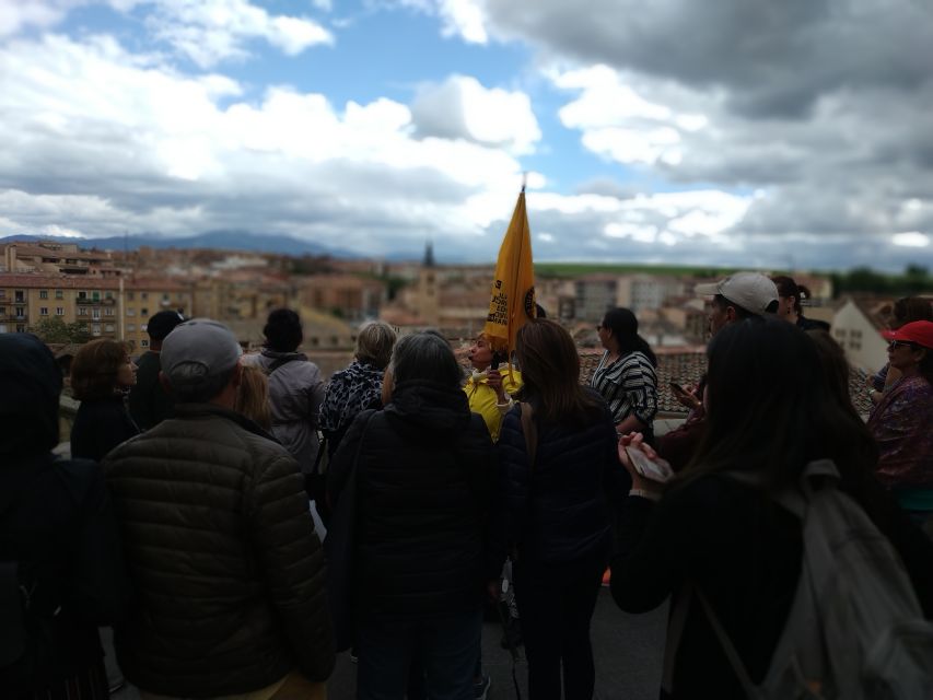From Madrid: Guided Day Trip to Segovia and Toledo - What the guide adds to the day