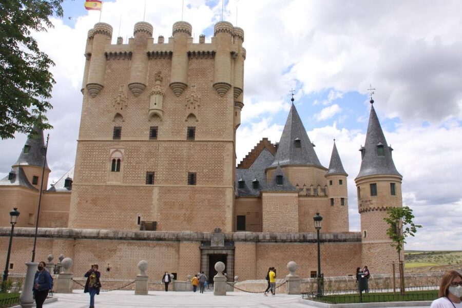 From Madrid: History and Charm of Segovia Full-Day Tour - Leaving Madrid from San Bernardo
