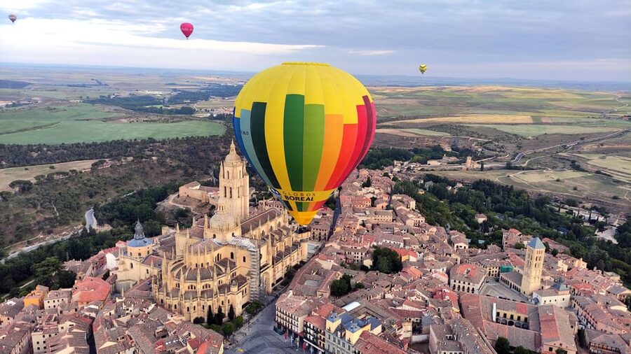 From Madrid: Hot Air Balloon Ride in Segovia with Pickup - The 30-Minute Safety Briefing in Segovia