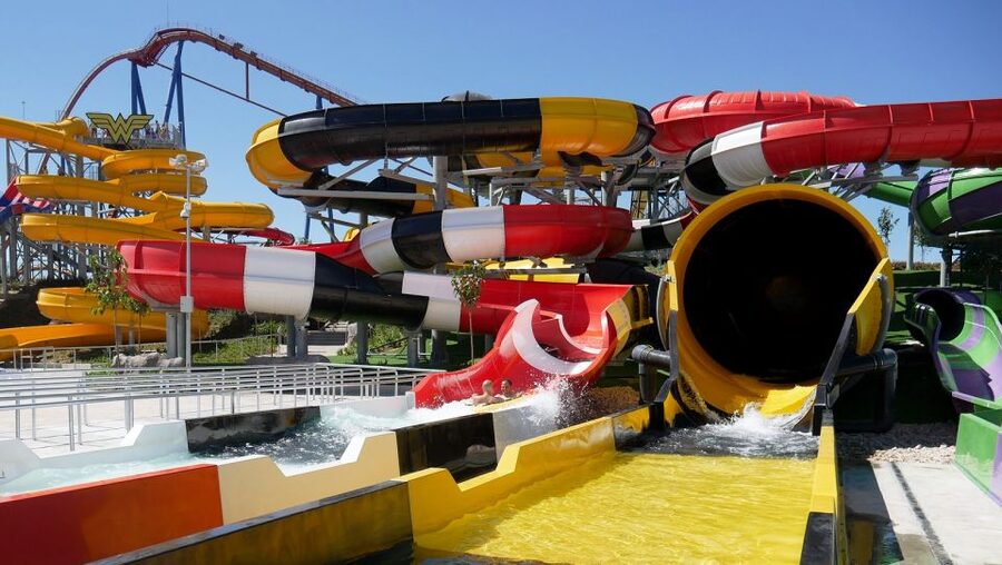 From Madrid: Parque Warner Beach Water Park & Transport - What is and is not included in the $64 price