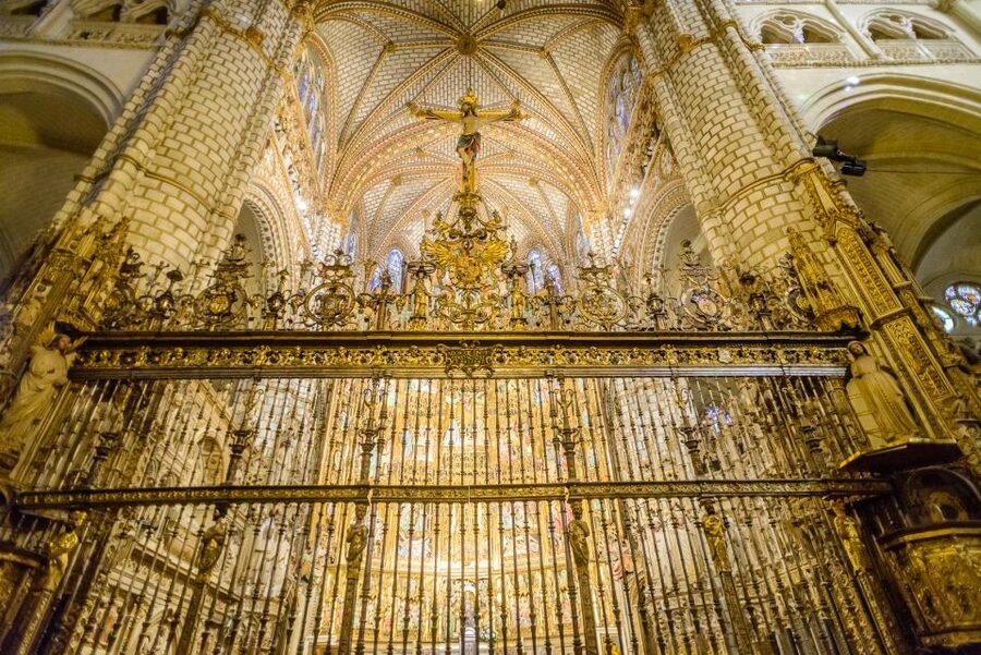 From Madrid: Segovia, Ávila, and Toledo Guided Tour - Ávila puts the medieval walls first