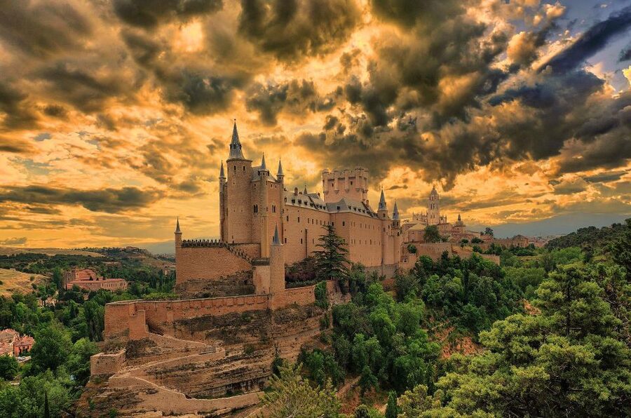 From Madrid: Segovia Highlights Private Half-Day Tour - Leaving Madrid in a private vehicle