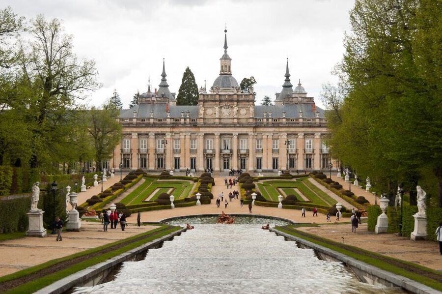 From Madrid: Segovia & La Granja Private Full-Day Tour - Mobility, comfort, and practical limits