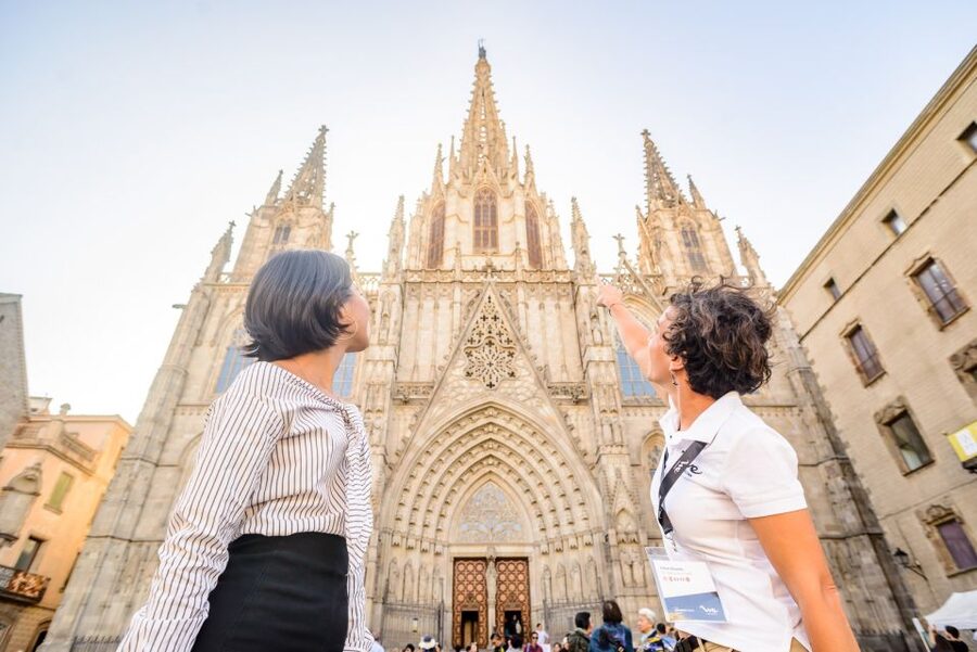 From Madrid: The Best of Barcelona in One Day - The return to Madrid