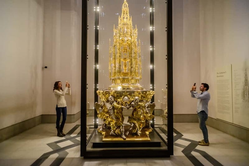 From Madrid: Toledo Day Trip with Cathedral and 8 Monuments - The Alcázar and the monument mix