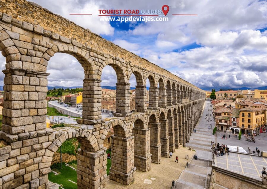From Madrid: Tour Private Toledo & Segovia - Toledo Cathedral and the old civic quarter