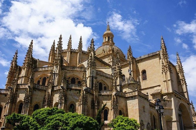 Full-Day UNESCO Tour to Avila & Segovia from Madrid with Lunch - Why Ávila and Segovia make a worthwhile pair
