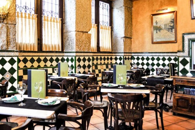 Gastronomic Tour: Discover the best “Wines and Tapas of Madrid” - Plaza Mayor, Plaza de la Villa, and Puerta del Sol