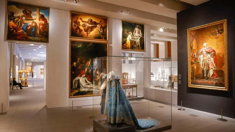 Guided Tour of The Royal Collections Gallery - What you see across the three floors