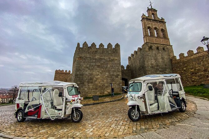 Guided Tuktuk Tour with Stops and Drop-off in Ávila - La Encarnación and the northern wall