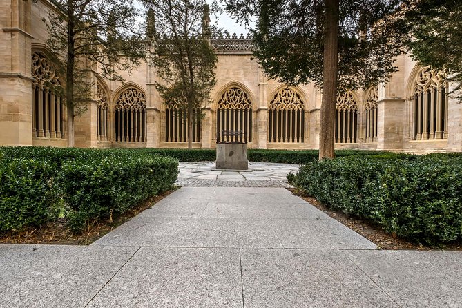 Guided visit "Meet the Lady of the Cathedrals" / Guided Visit to Cathedral - Is $7.92 good value?