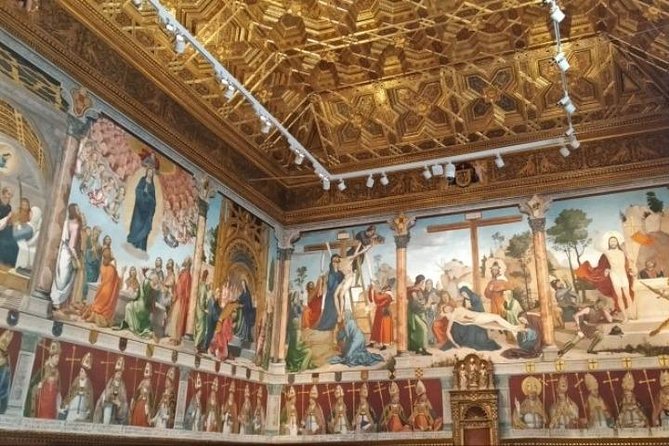 Guided visit of the Toledo Primatial Cathedral - Starting at Plaza del Ayuntamiento