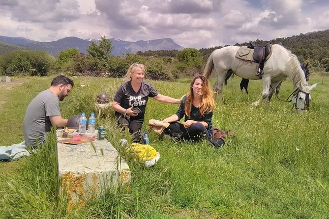 Horse Riding Madrid Natural Park (long Trip) - Lunch, clothing, and physical demands