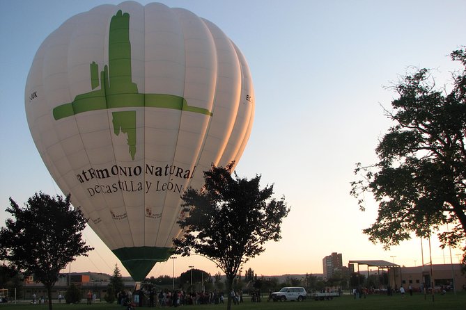 Hot-Air Balloon Ride over Madrid’s Guadarrama Regional Park - Who should book this flight?