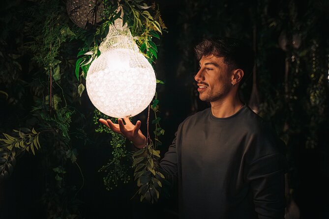 IKONO: a Unique Sensory and Photographic Experience - Who Should Book IKONO Madrid?